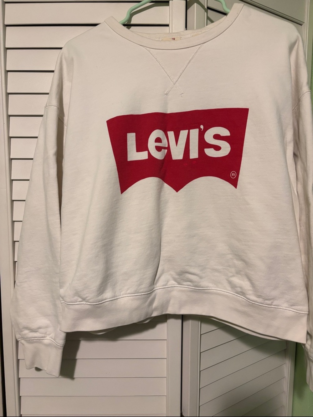 Levi's Cream/ Off White Crewneck with Red Logo Graphic